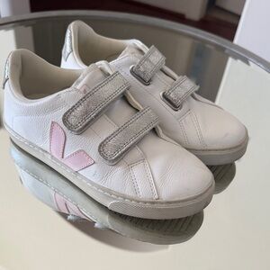 Veja White Kids Sneakers with Pink V Logo and Silver Straps